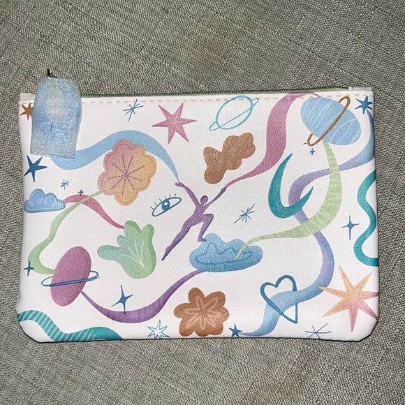 Ipsy Makeup Bag. - Picture 1 of 10